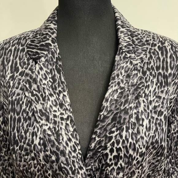 ✅SALE ✅ Capture European Leopard Jacket - Picture 9 of 11